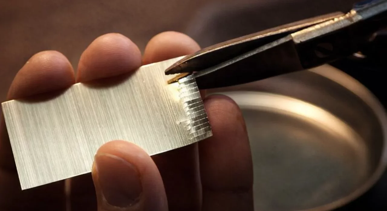 Comment identifier la température de fusion des paillons de soudure en bijouterie ?